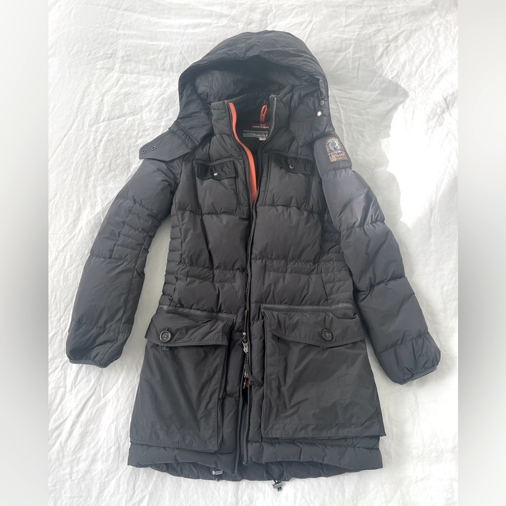 Parajumpers goose down coat. Granite color. Excellent condition. Size M